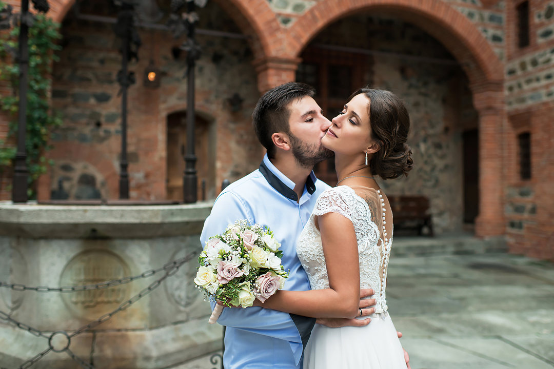 wedding-in-a-medieval-castle-wedding-photographer-in-italy-turin