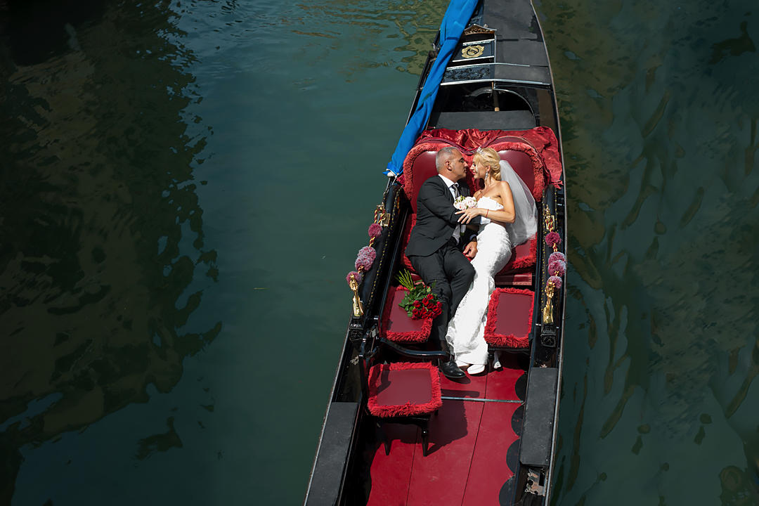 Photographer and wedding planner Venice, wedding in Venice title=