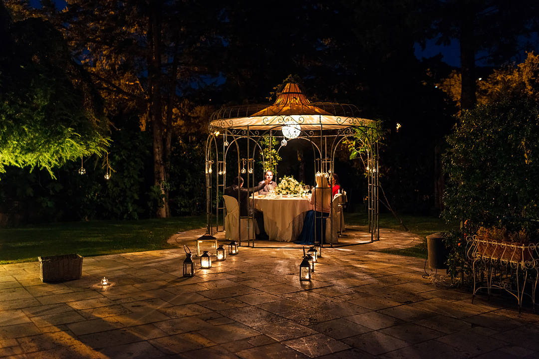 cena matrimonio all aperto umbria