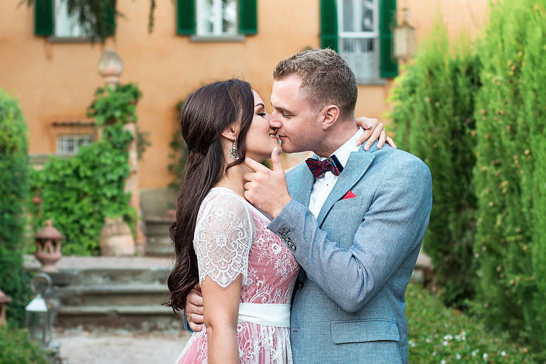 wedding symbolic ceremony in tuscany